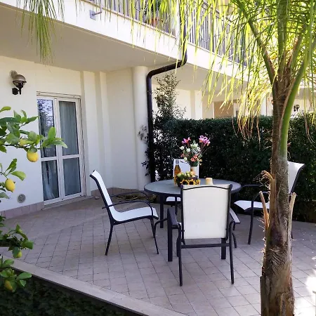 Napitia Hills Appartamento *