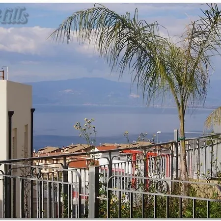 Napitia Hills